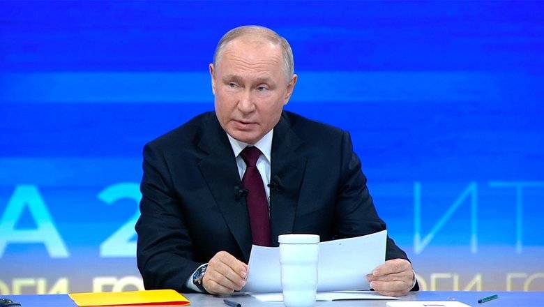 <br />
Почему Путин кашлял на прямой линии? Президент дал ответ на видео                