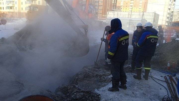 <br />
Режим чрезвычайной ситуации в Новосибирске: коммунальный коллапс продолжается                