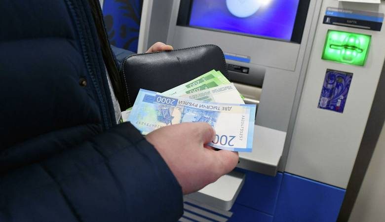 <br />
Спешите писать заявление: кто может получить ежемесячную выплату от 7 и 14 тысяч рублей                