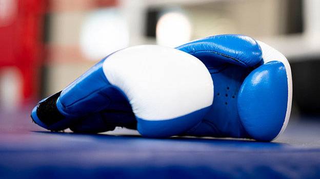<br />
Трагедия в Первоуральске: 14-летний боксер погиб во время поединка                
