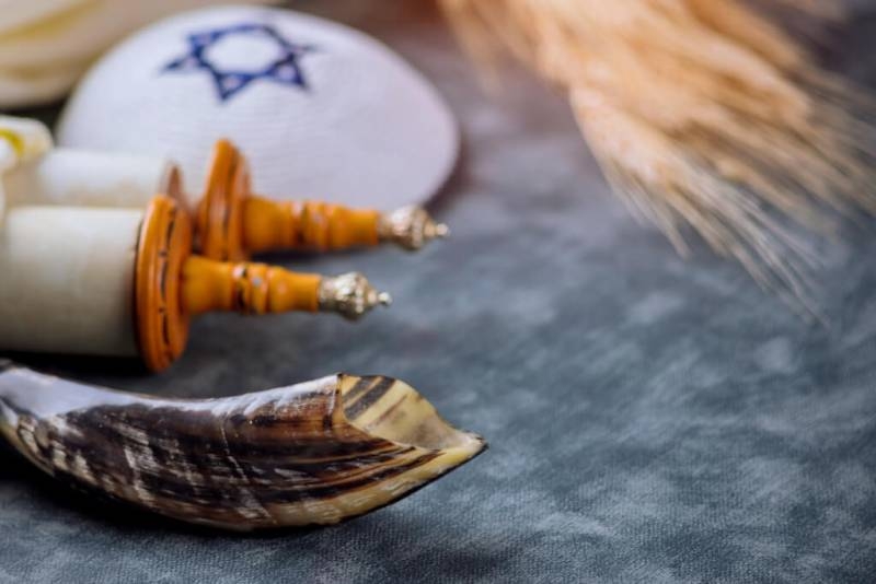 <br />
Важные дела, пост и молитвы на еврейский праздник Йом Кипур с 24 на 25 сентября 2023 года                